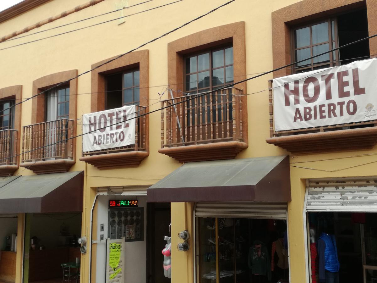 Hotel Y Plaza Jalpan de Serra Esterno foto
